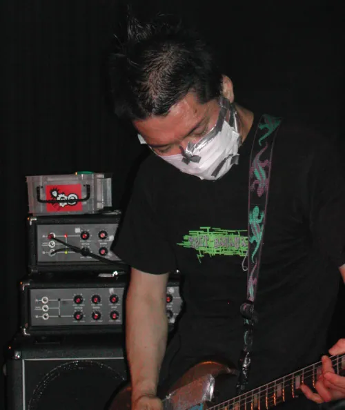 Ichirou Agata of Melt-Banana performing live